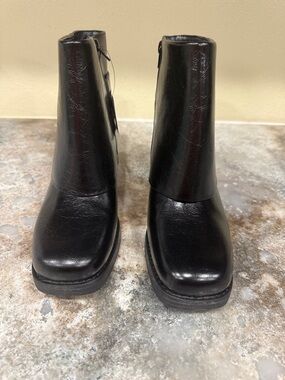 Arizona Jean Company Black Square-Toe Ankle Booties